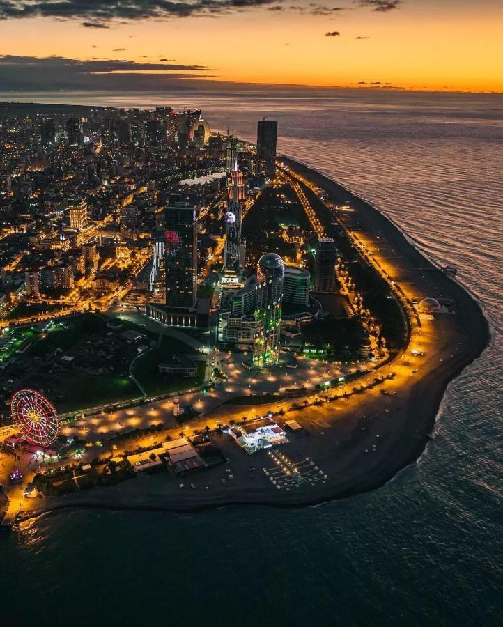 Superior Apartments Orbi City Sea View Batumi Eksteriør billede